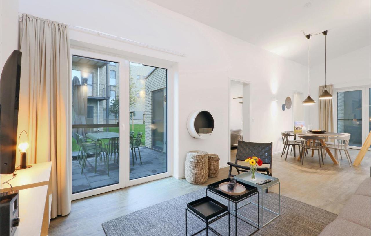 2 Bedroom Gorgeous Home In Lembruch-Duemmer See Kamer foto