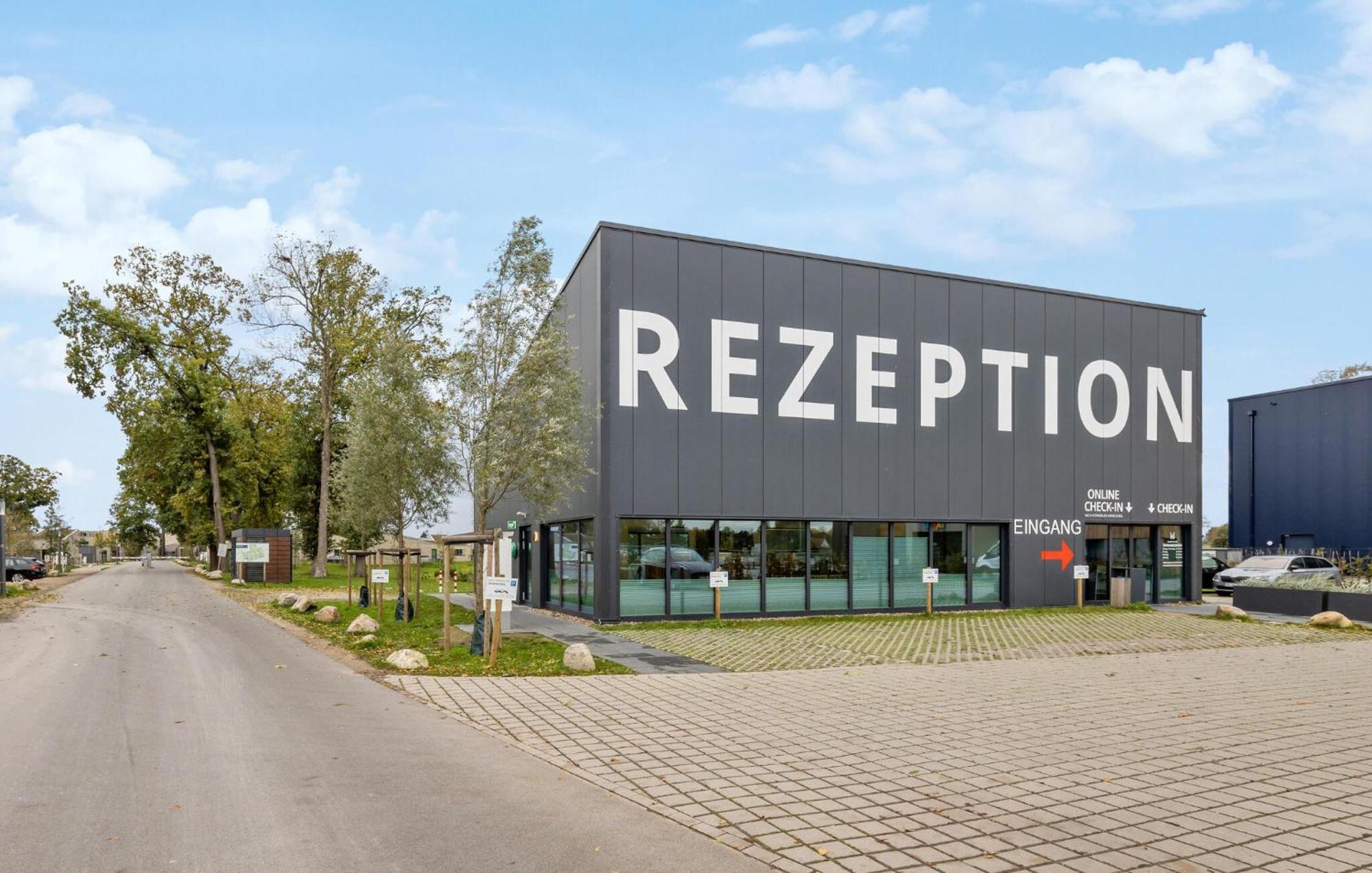 2 Bedroom Gorgeous Home In Lembruch-Duemmer See Buitenkant foto