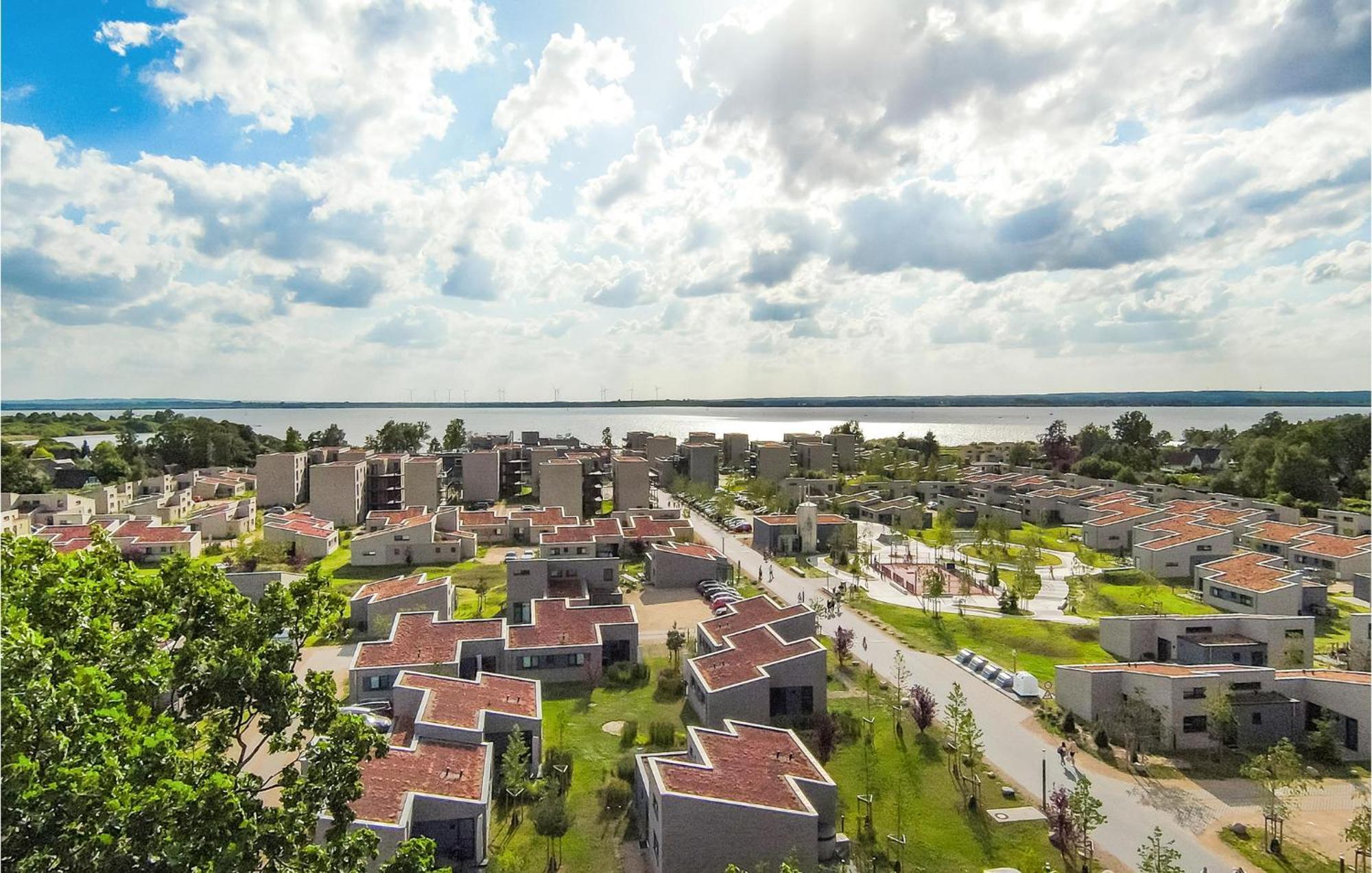 2 Bedroom Gorgeous Home In Lembruch-Duemmer See Buitenkant foto